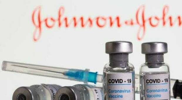 Vaccino Johnson & Johnson, vertigini e acufeni tra gli effetti collaterali. L'Ema: «Aggiornare il bugiardino»