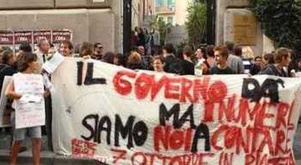 Flash mob al Montessori di Roma contro il Miur (foto Barsoum - Toiati)