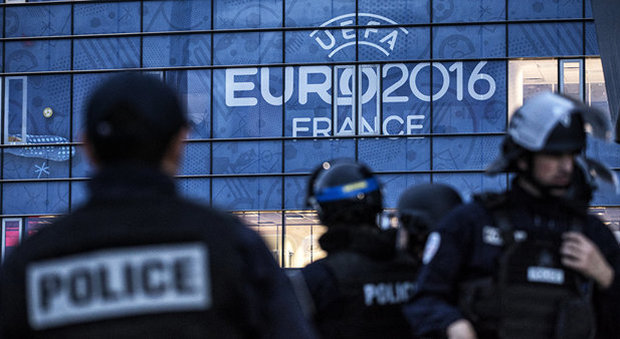 Euro2016, si scatena una rissa dopo Francia-Germania: un morto