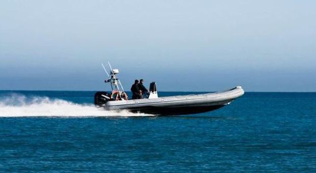 Ancona, imbarcazione in avaria Due bambine tra i 5 diportisti soccorsi