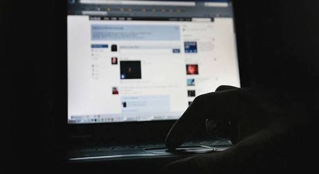 Gb, stretta contro il terrorismo online. La proposta: 15 anni di carcere per chi visualizza contenuti jihadisti