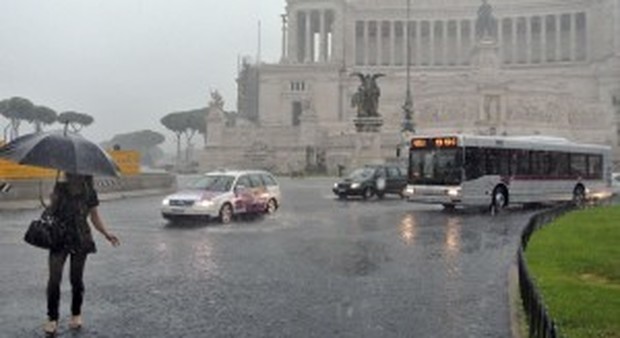 Meteo, in arrivo temporali su Lazio e meridione. Temperature in calo