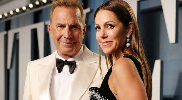 Kevin Costner (68 anni) con la ex moglie Christine Baumgartner (49)