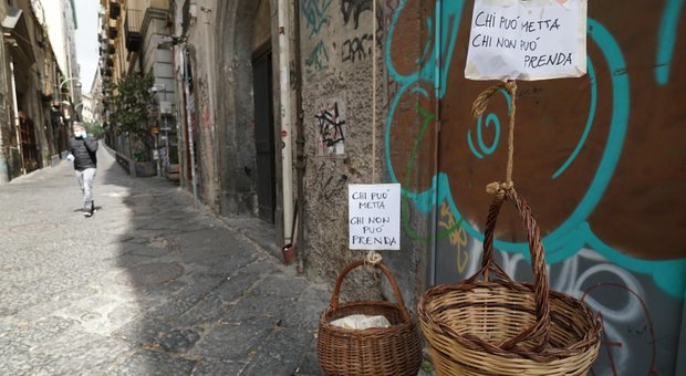 Coronavirus, a Napoli parte la "spesa sospesa"