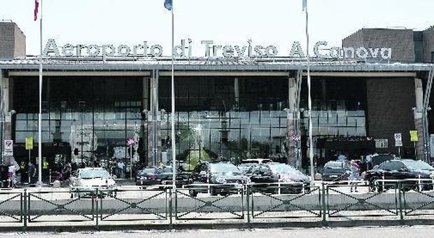 Conte sta con l'aeroporto Canova: «Risorsa per la città»