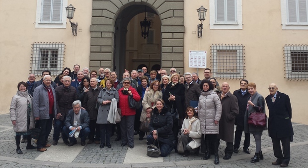 Gli ex allievi della Nunziatella in visita al riaperto palazzo apostolico di Castel Gandolfo