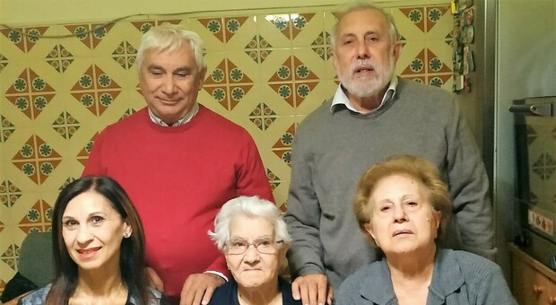 Veglie, i cento anni di nonna Costantina: una lunga vita tra i campi e la famiglia