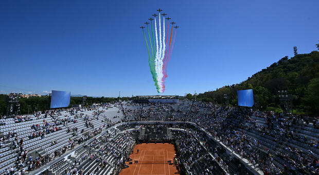 Tennis al Foro Italico, la pallina gialla muove 600 milioni: +22% rispetto al 2023. Spinta a turismo e servizi