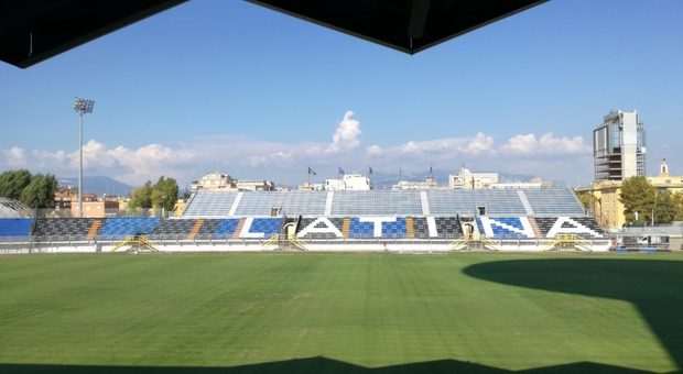 La gradinata dello stadio Francioni resterà chiusa per la sfida Latina-Avellino
