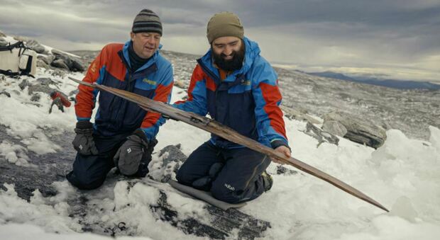 Il momento in cui lo sci è stato girato (foto: Andreas Christoffer Nilsson, Secretsoftheice.com)