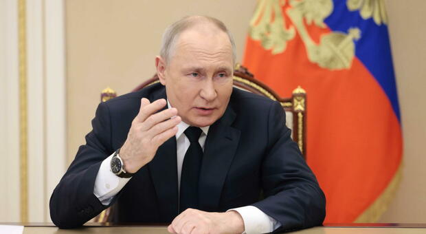 Putin, mandato di arresto internazionale della Corte dell'Aia. «Ha deportato bambini in Russia»