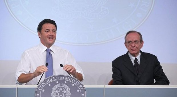 Renzi e il Def: "Né tagli né aumento tasse. Il bonus di 80 euro resta, è strutturale"
