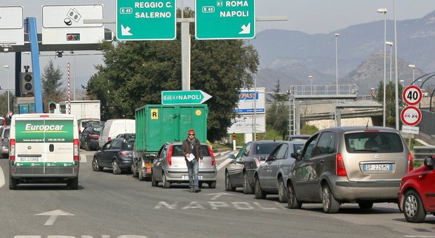 Autostrada Napoli-Salerno, arriva la stangata: dal 2018 pedaggio a 2,10 euro