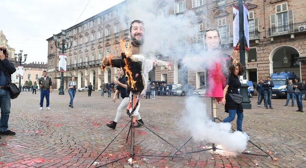 Studenti in piazza in tutta Italia contro il governo: «Chi ha paura di cambiare? Noi no!»