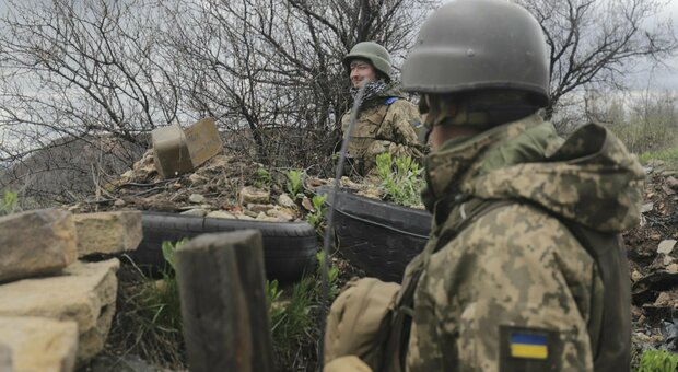 Un Wolfhound in azione: è uno dei 120 mezzi in partenza dal Regno Unito verso l'Ucraina