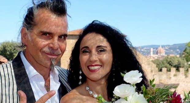 Piero Pelù si sposa a 57 anni: «Benvenuta nella mia tribù, Gianna»