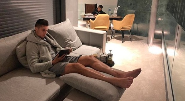 Ronaldo criptico sui social: «Dopo la notte viene l'alba». Il post dopo il premio Fifa a Messi