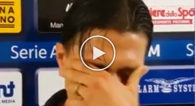 Il calciatore in lacrime in diretta tv, il racconto da brividi: "Scusate, non ce la faccio"