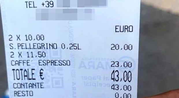 Scontrino a S.Marco: due minerali e due caffé 43 euro e il web s'indigna