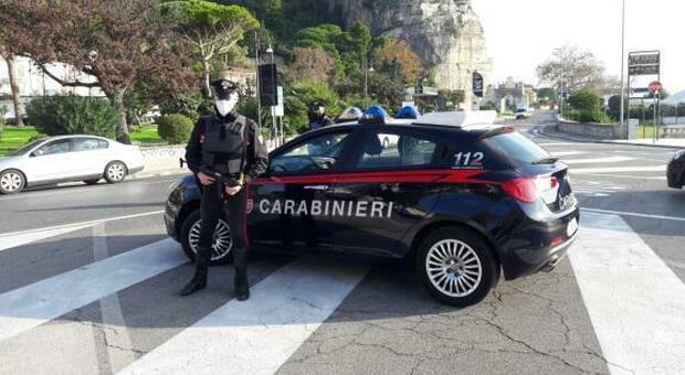 Maltrattamenti in famiglia, un arresto e una denuncia dei carabinieri