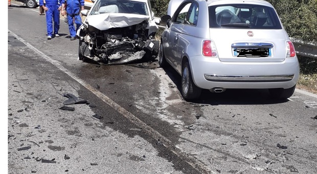 Civita Castellana, incidente fra tre autovetture: quattro persone ferite