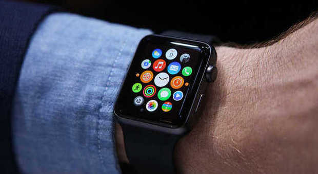 Apple Watch, primi casi di allergia ai materiali. Cupertino corre ai ripari, ecco come