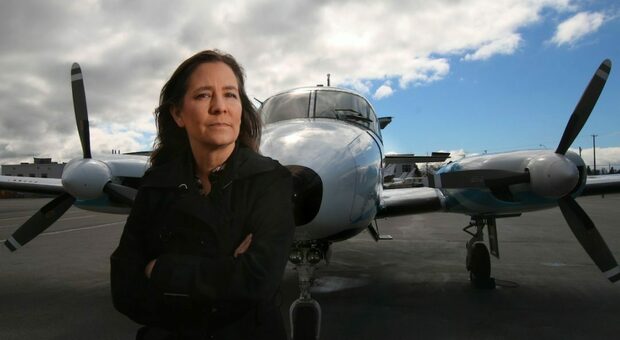 Teara Fraser, pilota e fondatrice di una compagnia aerea in Canada