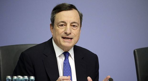 Draghi: "economia cresce, reddito famiglie verso il top di 10 anni"