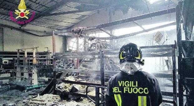 BRUGNERA «Ripartire dopo un incendio che ha distrutto tutto quello poteva