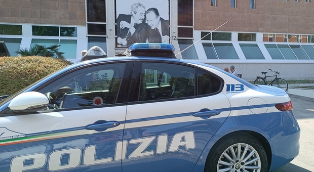 Pesaro, arrestato un giovanissimo: era ricercato per una serie di furti messi a segno in Francia