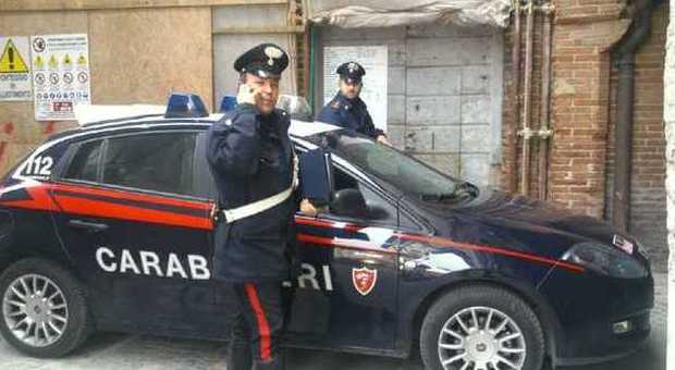 Un equipaggio del radiomobile dei carabinieri di Foligno