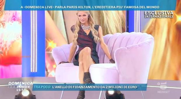 Paris Hilton a Domenica Live