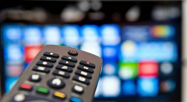 Digitale terrestre, domenica 1 maggio il Lazio cambia ancora canale: ecco le regole per vedere la tv