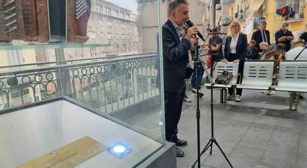 Napoli, in ricordo della vittima innocente Petru a Montesanto: «Oggi è meno solo»