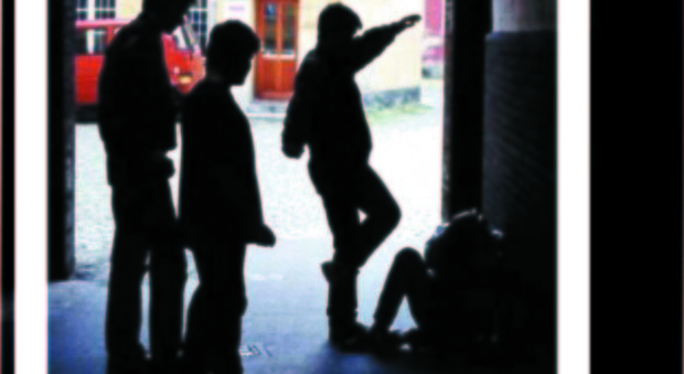 Baby gang napoletana di 14enni in «trasferta» in Irpinia: rapinati tre tredicenni