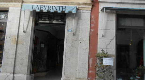 Ingresso Labyirnth abbigliamento di via Garibaldi