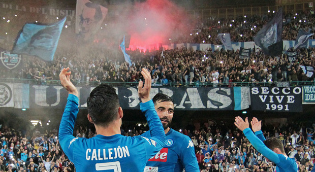 Napoli-Juve, la fiducia di 2mila cuori azzurri: «Vi spingiamo verso lo scudetto»