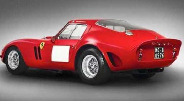 Ferrari da record: venduta all'asta per 28,5 milioni di euro modello del '62