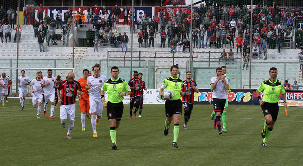 Derby Lecce-Taranto: la decisione del Prefetto