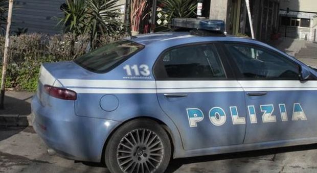 Roma, furto da 30mila euro: rom incastrato da un’impronta lasciata su uno specchio