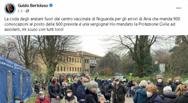 Lombardia, Bertolaso: «Code per il vaccino per colpa di Aria è una vergogna, mi scuso con tutti»