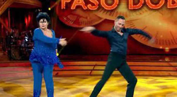 Marisa Laurito contro "Ballando": "Fasulli e insopportabili. Ci vorrebbe la giuria della giuria"