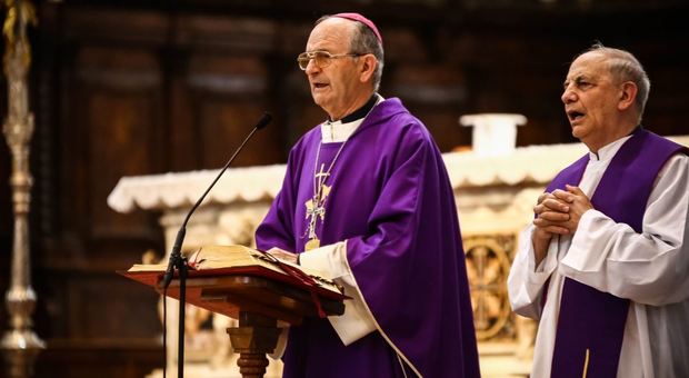 Il vescovo di Chioggia monsignor Adriano Tessarollo