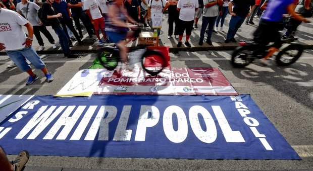 Lavoratori Whirlpool domani protestano a Roma