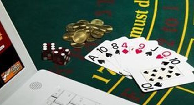 Dollapoker, scoperta la piattaforma dei Casalesi per il poker online