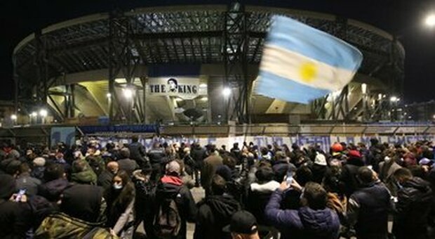 Stadio Maradona, inaugurazione nel caos: arriva l'altolà del Napoli al Comune