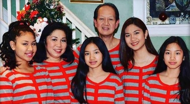 foto della famiglia pubblicata dalla Cbs