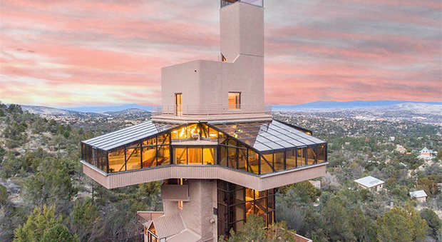 immagine Ecco Falcon Nest in Arizona, l'abitazione monofamiliare più alta del mondo
