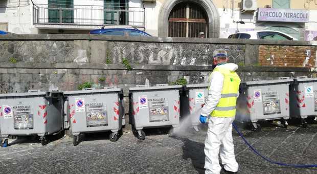 Coronavirus a Napoli, il calendario degli interventi pulizia strade