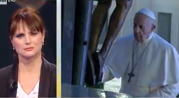 Papa Francesco telefona in diretta tv a Lorena Bianchetti: «Medici e infermieri sono i crocifissi di oggi. Vi voglio bene»